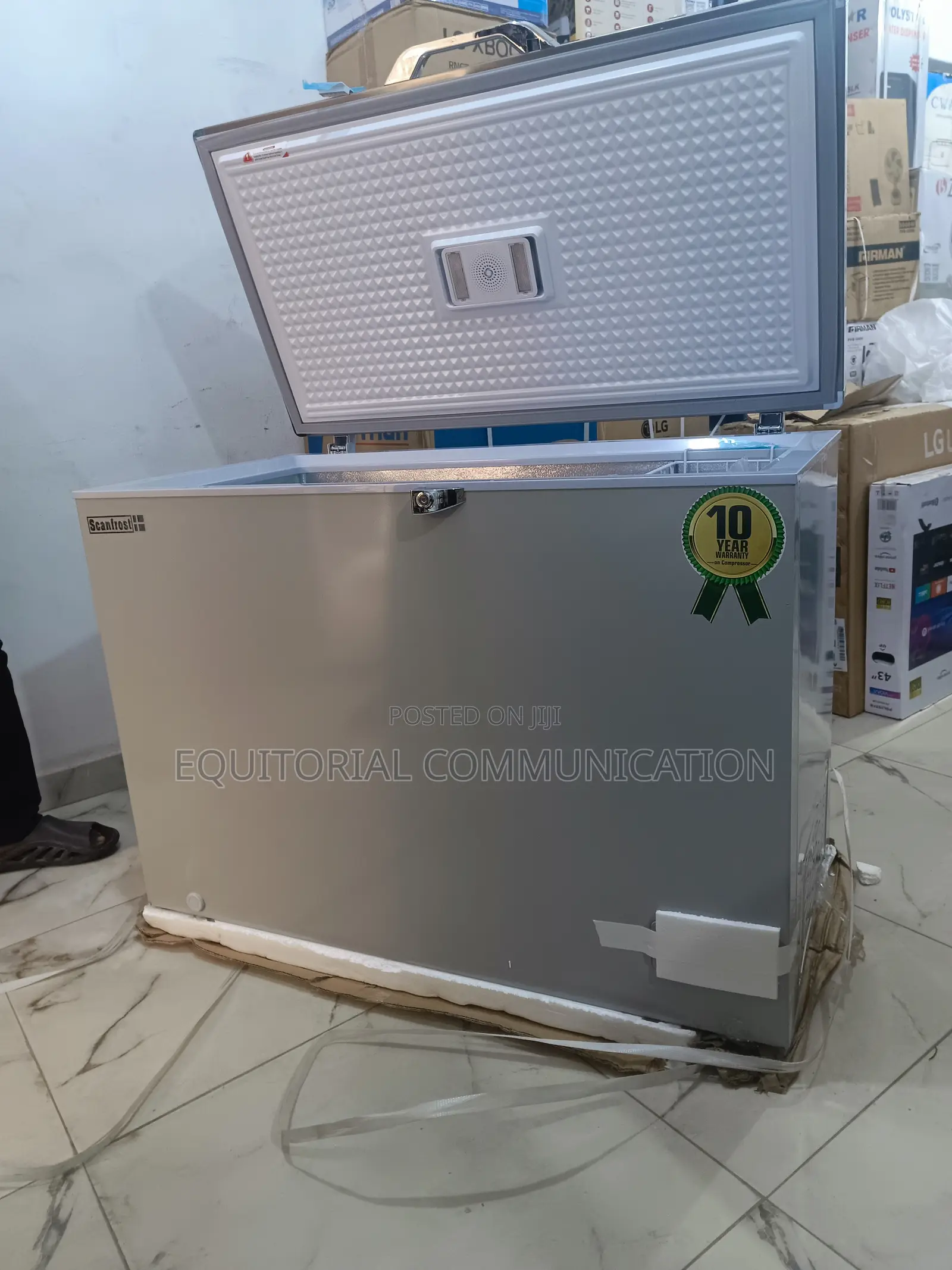Scanfrost 300l Inverter Chest Freezer With Eco-Friendly Cooling