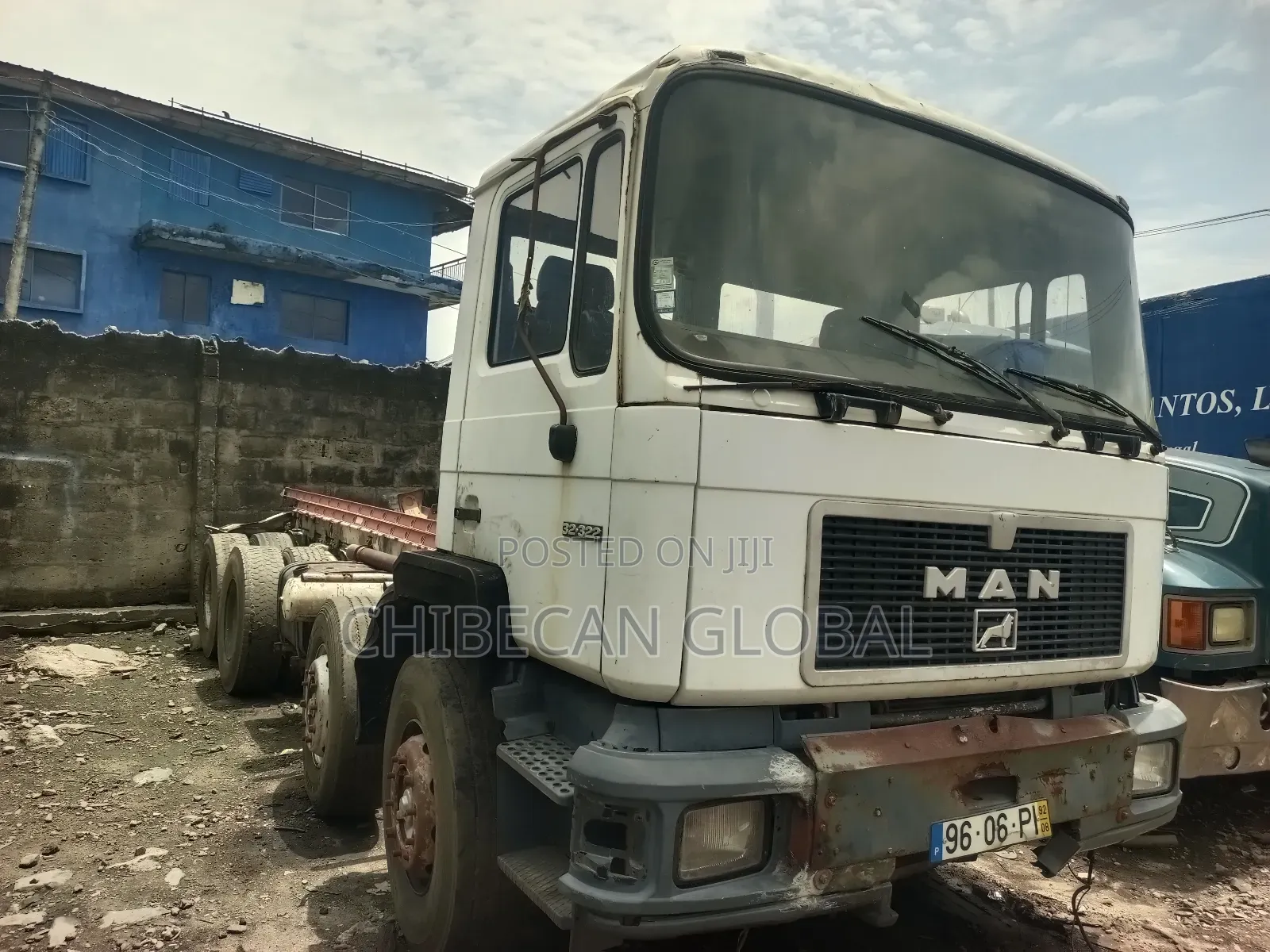 Man Truck Cab and Chassis)12 Tyres (Foreign Used) , Double Axles