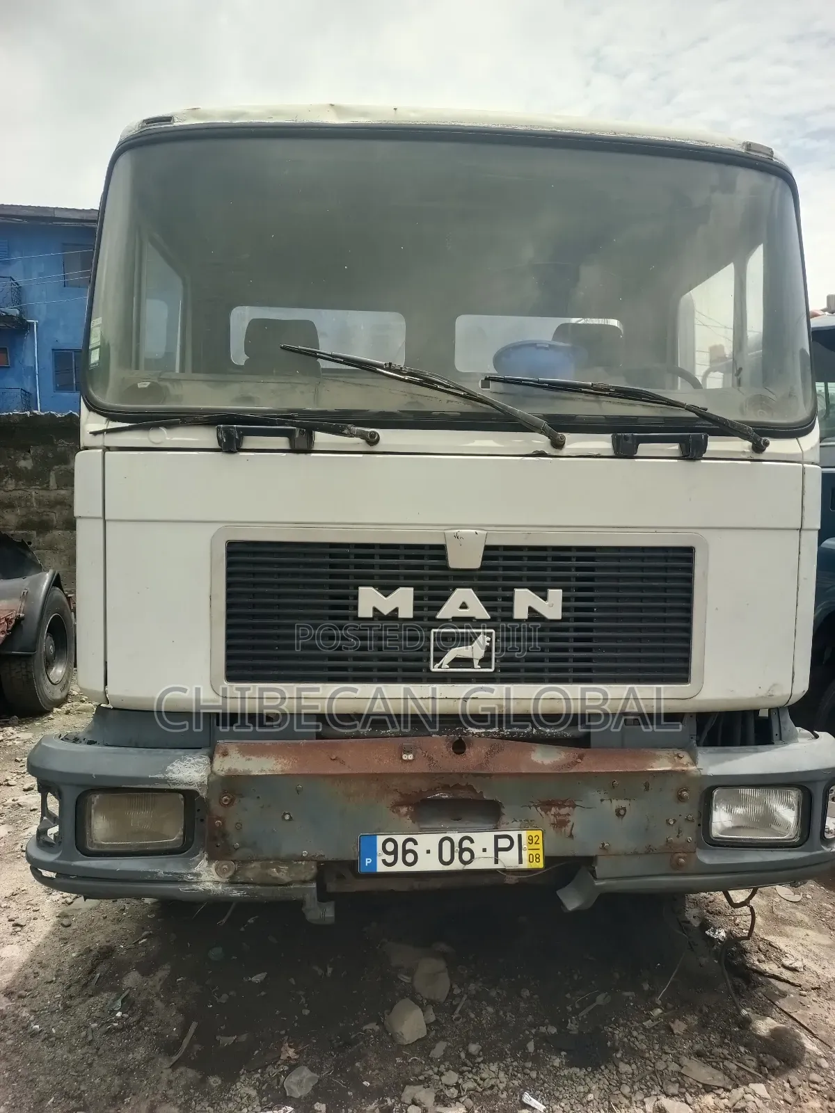 Man Truck Cab and Chassis)12 Tyres (Foreign Used) , Double Axles