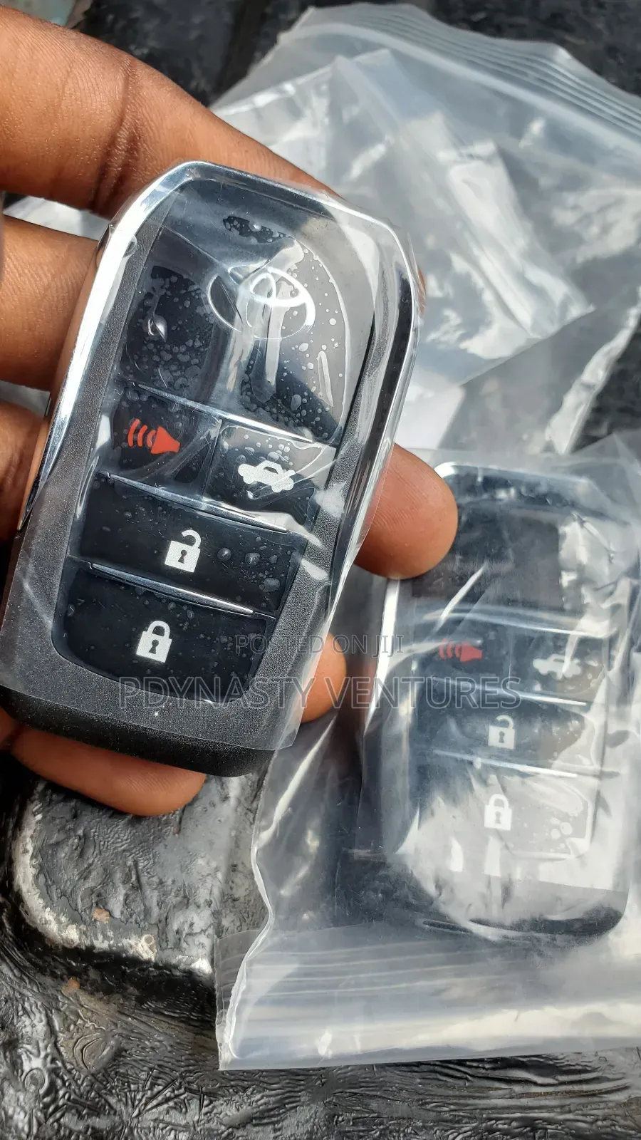 Toyota Camry 2012 - 2017 Flip-Up Conversion Casing