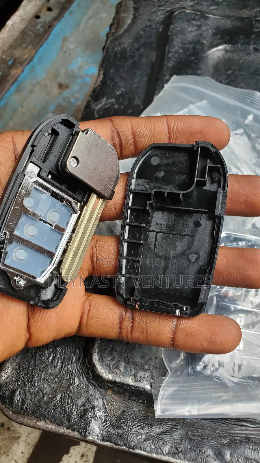 Toyota Camry 2012 - 2017 Flip-Up Conversion Casing