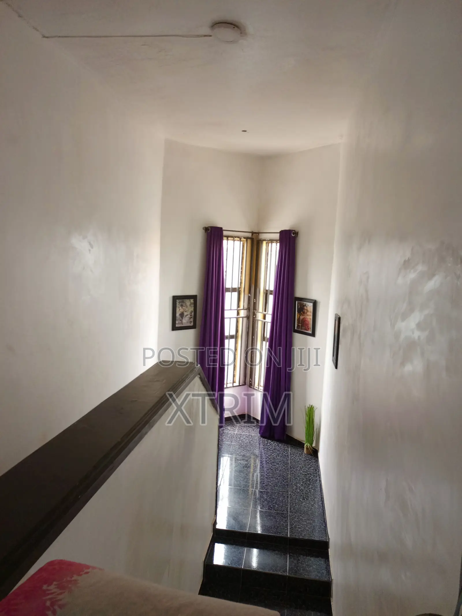 5bdrm House in Omole Phase 1 for sale
