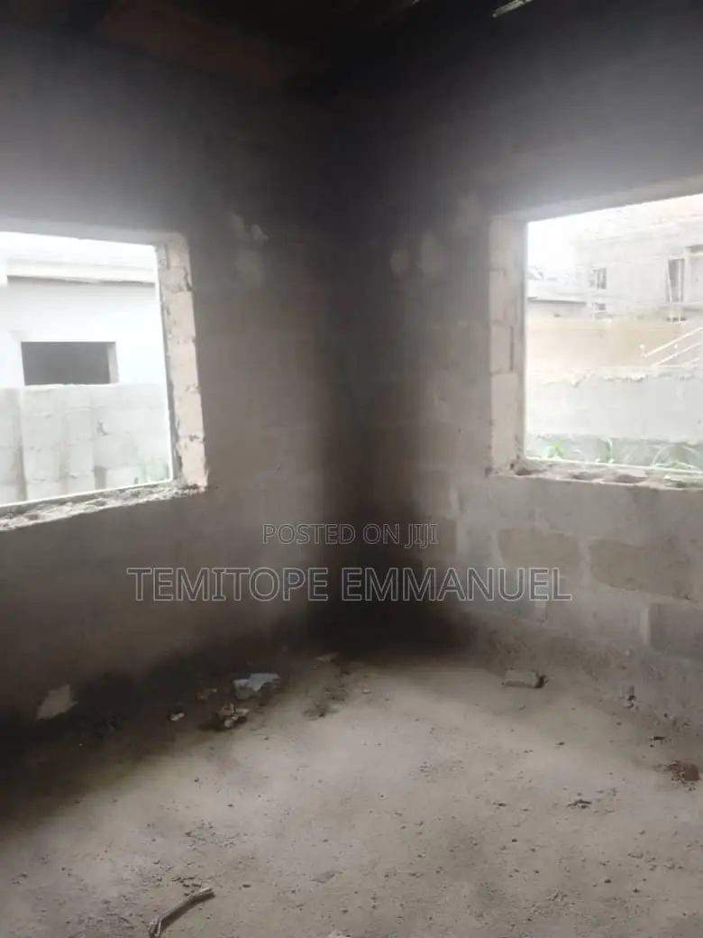 Furnished 2bdrm Bungalow in Estate, Alagbado,, Abule Egba for sale