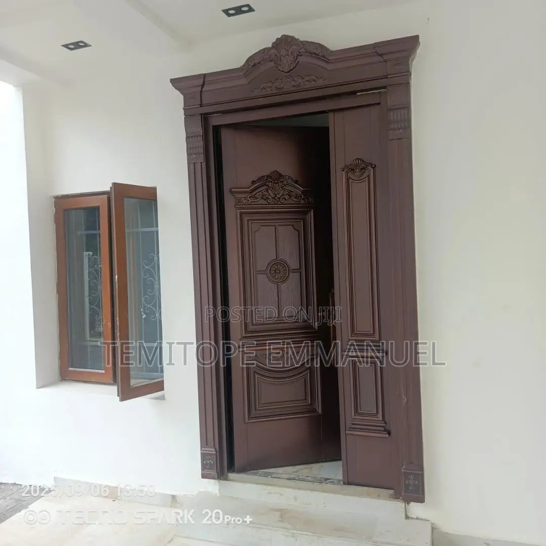 Furnished 6bdrm Mansion in Estate Inside Ikeja for sale