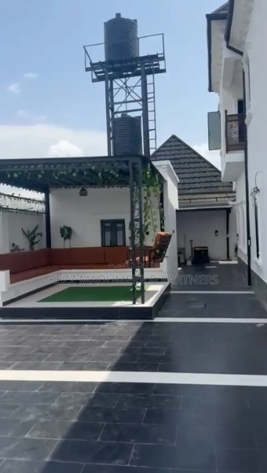 6bdrm Duplex in Abuja Okohia Est, for sale