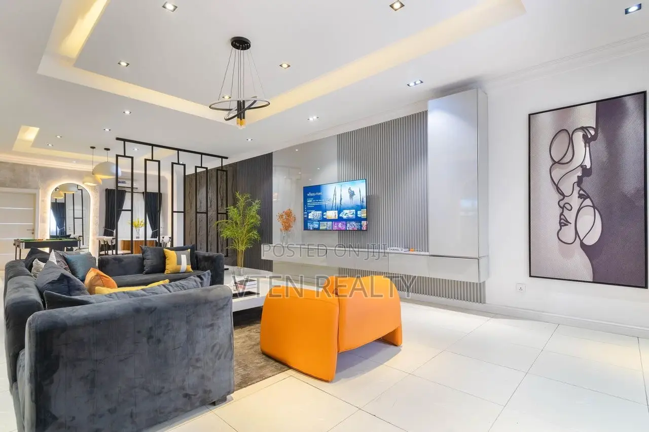 Luxurious 3bedroom Apartment