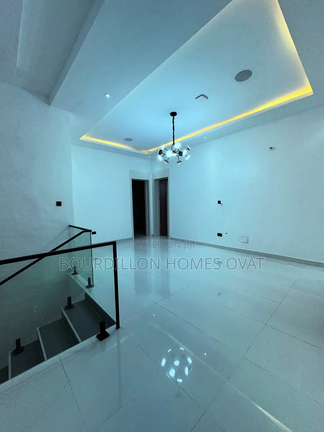 5bdrm Duplex in Sangotedo for sale