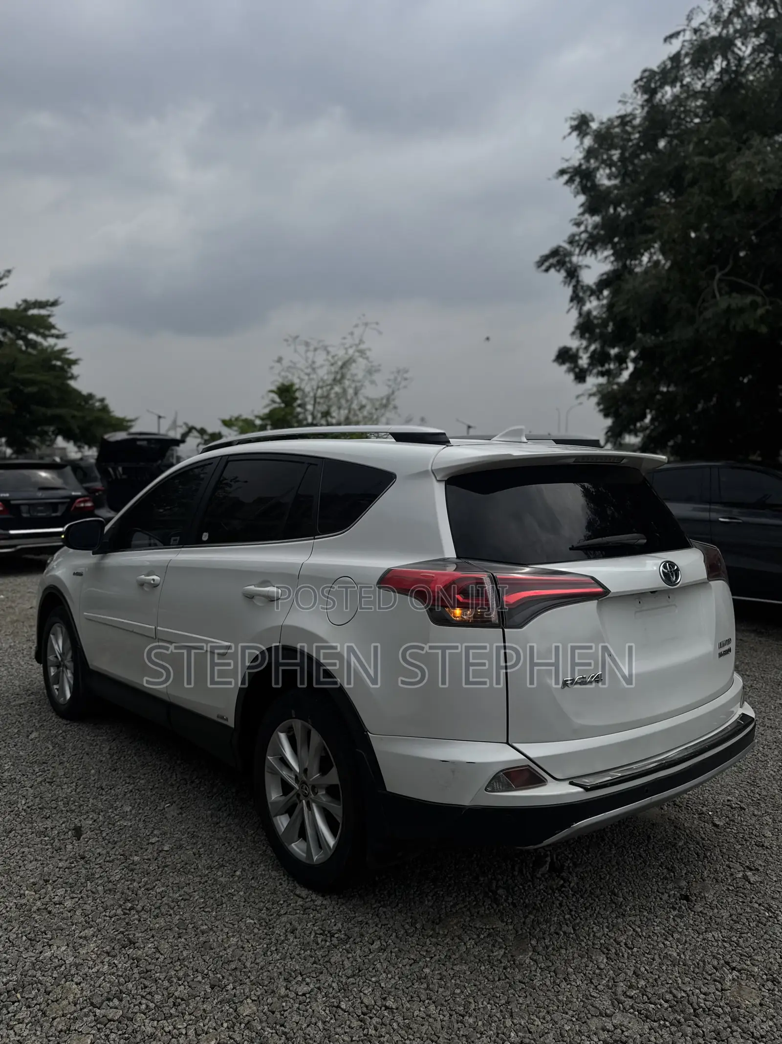 Toyota RAV4 2017 White