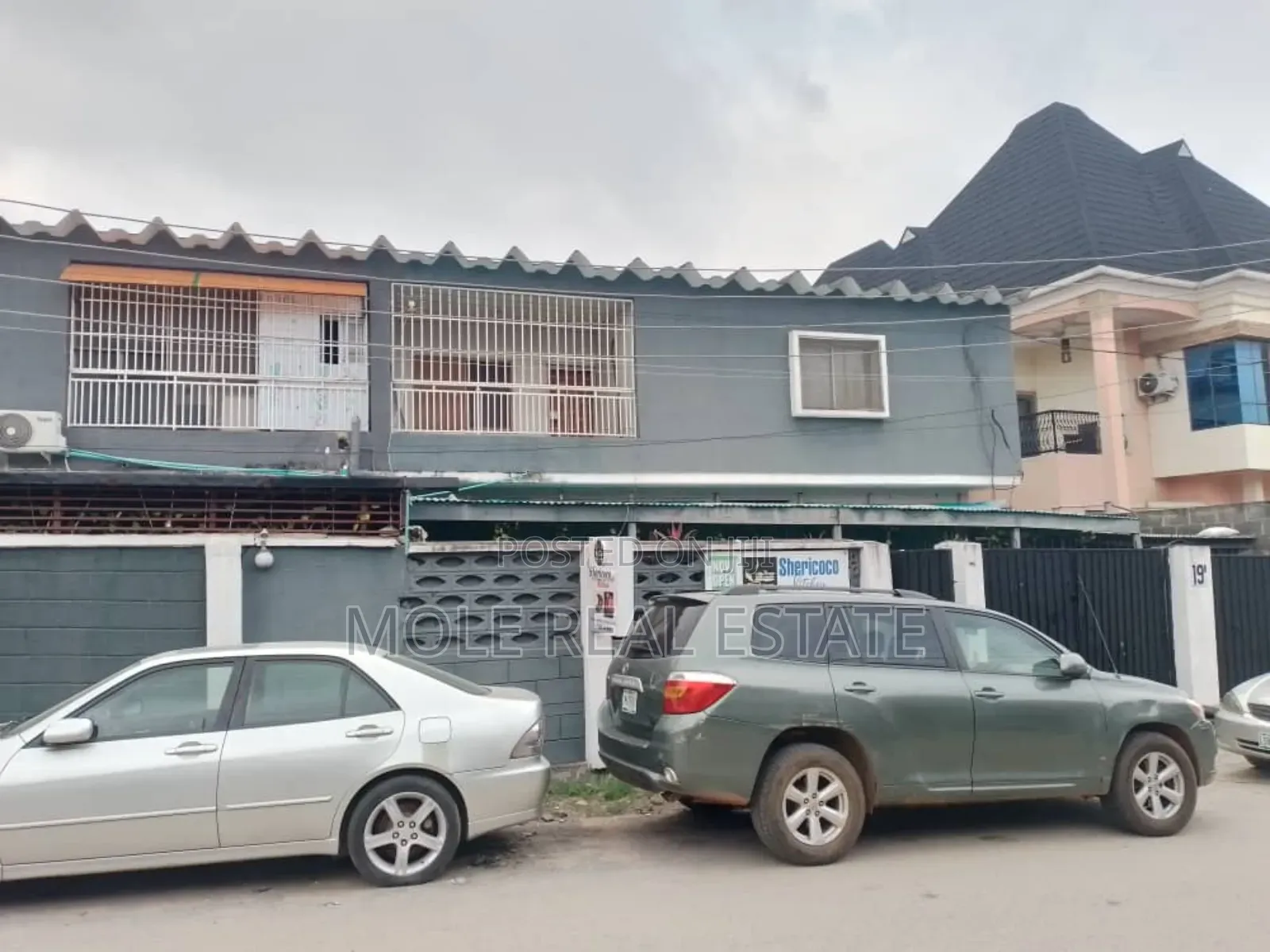 Furnished 3bdrm Block of Flats in Palmgroove for sale