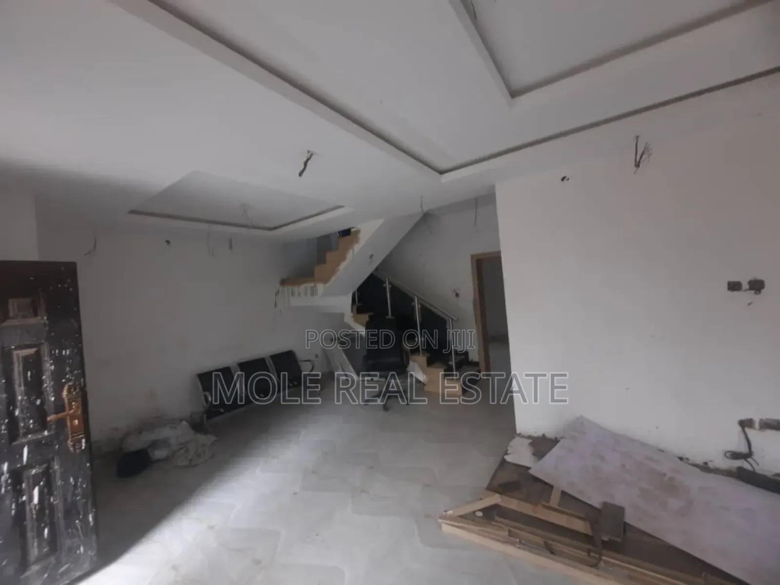 Furnished 3bdrm Block of Flats in Palmgroove for sale
