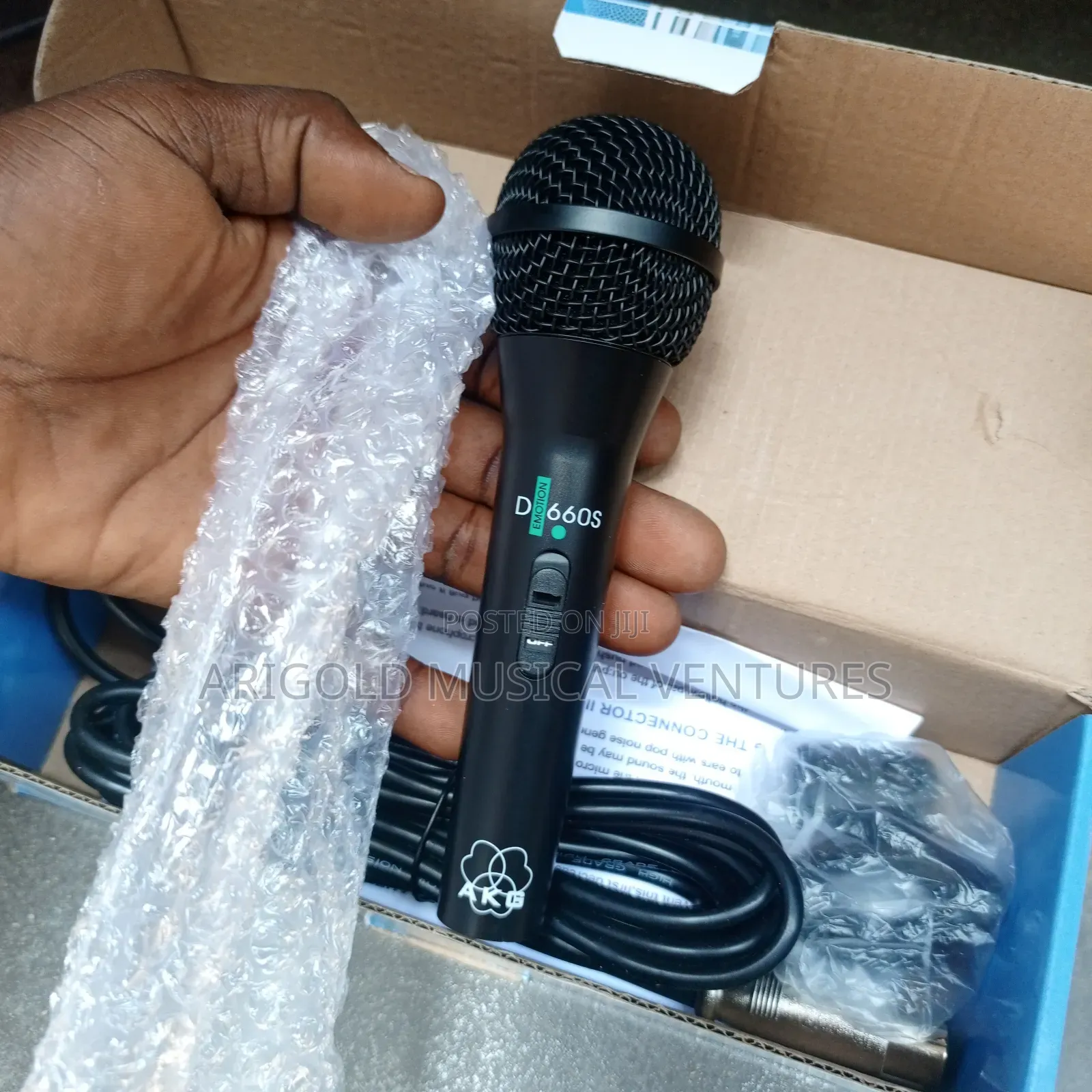 Professional Akg Wired Microphone D660s