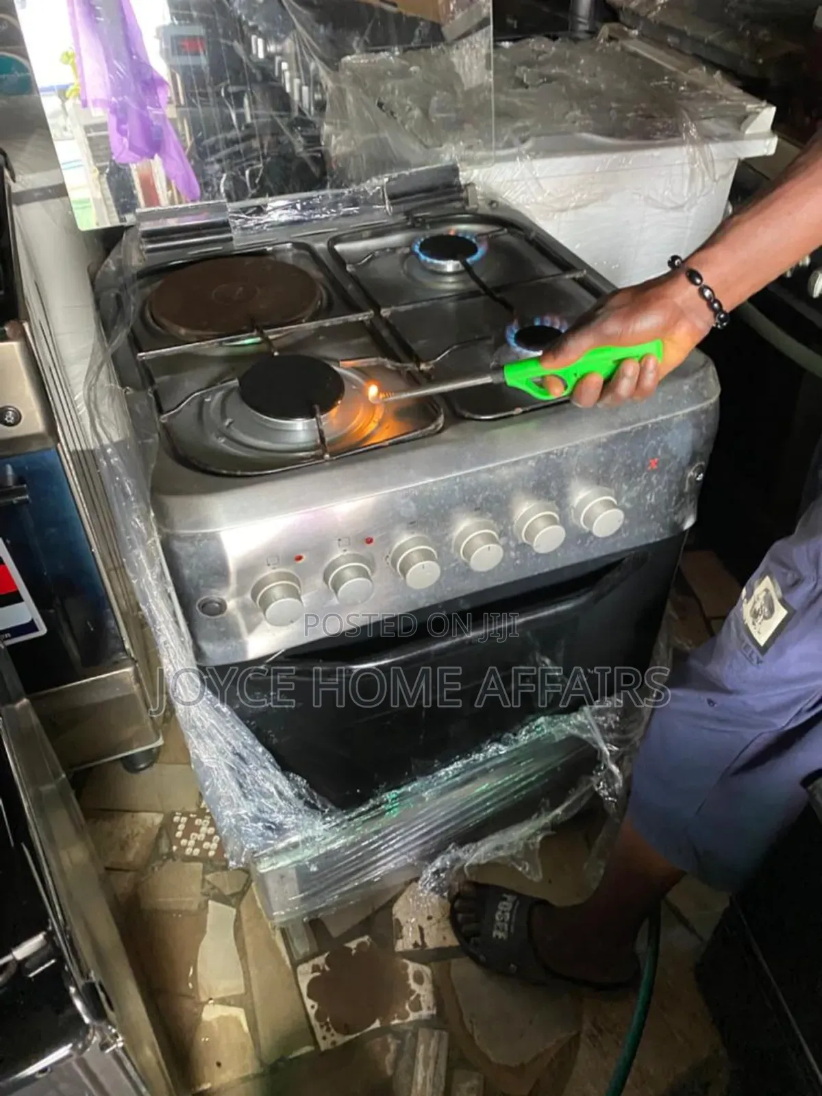 Maxi 4 Burners Gas Cookers