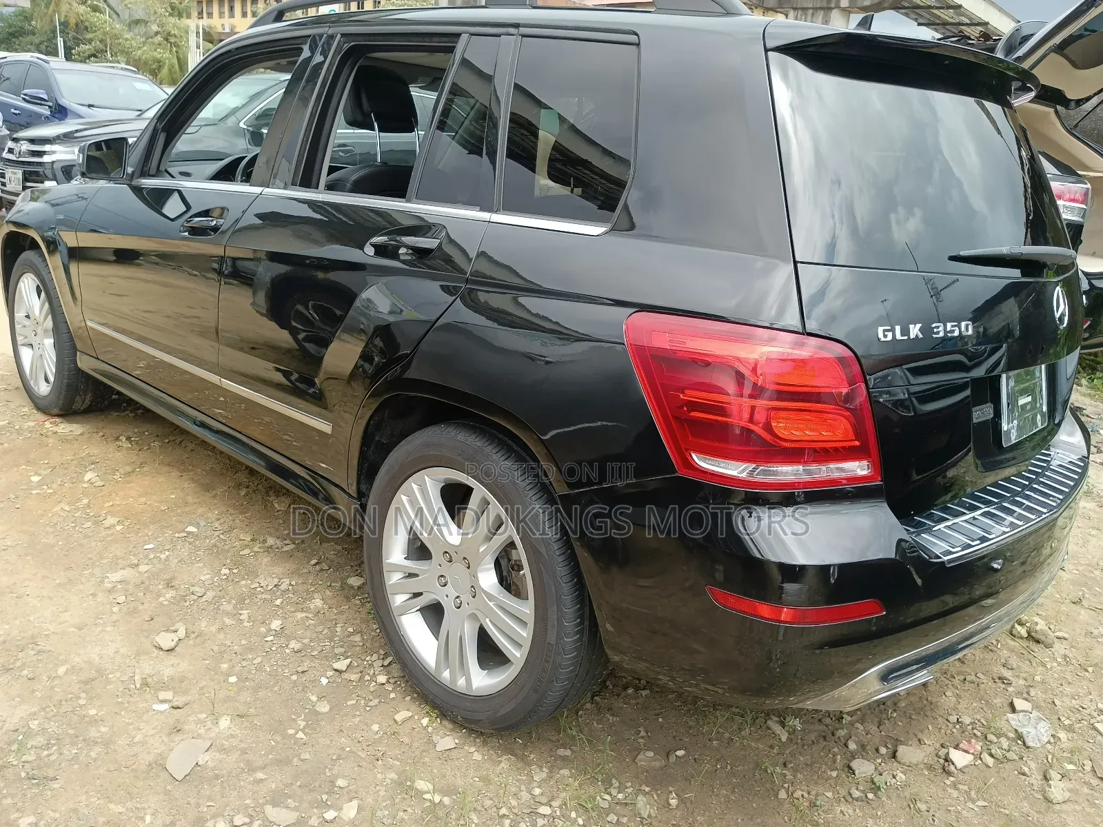 Mercedes-Benz GLK-Class Base GLK 350 4dr AWD 4MATIC (3.5L 6cyl 7A) 2015