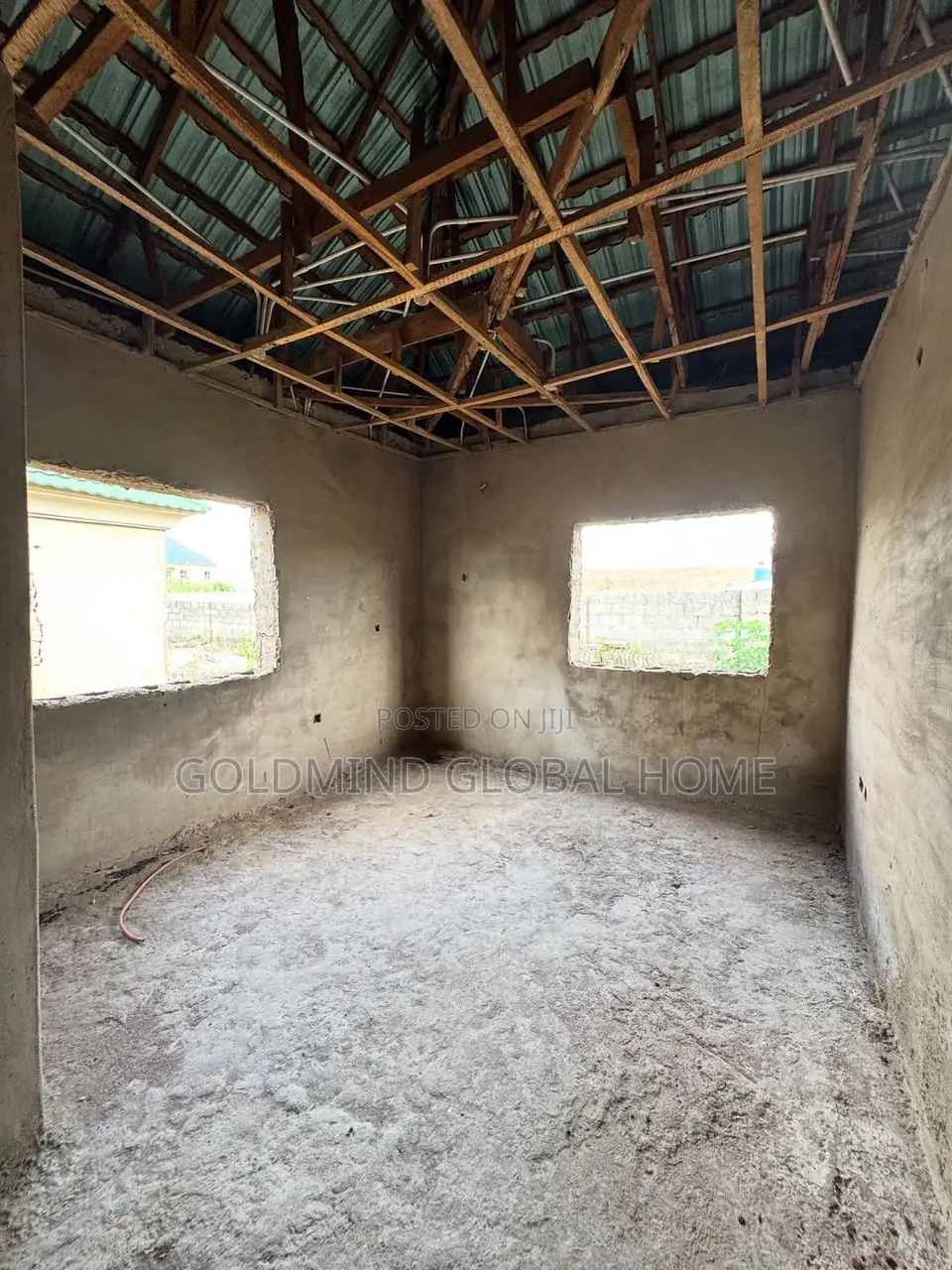 4bdrm Bungalow in Doctors Court Estate, FHA for sale