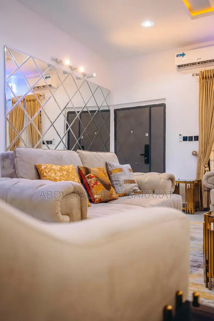Luxury 3 Bedroom Duplex With Private Cinema Snooker Ps5 Tennis
