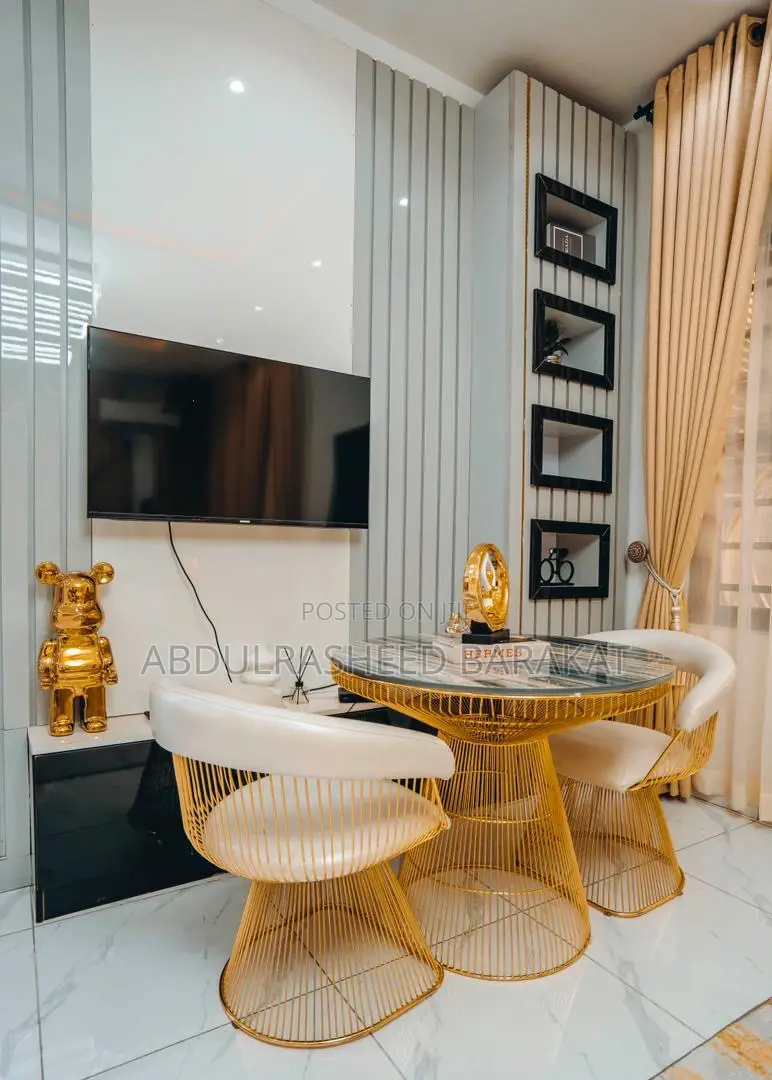 Luxury 3 Bedroom Duplex With Private Cinema Snooker Ps5 Tennis