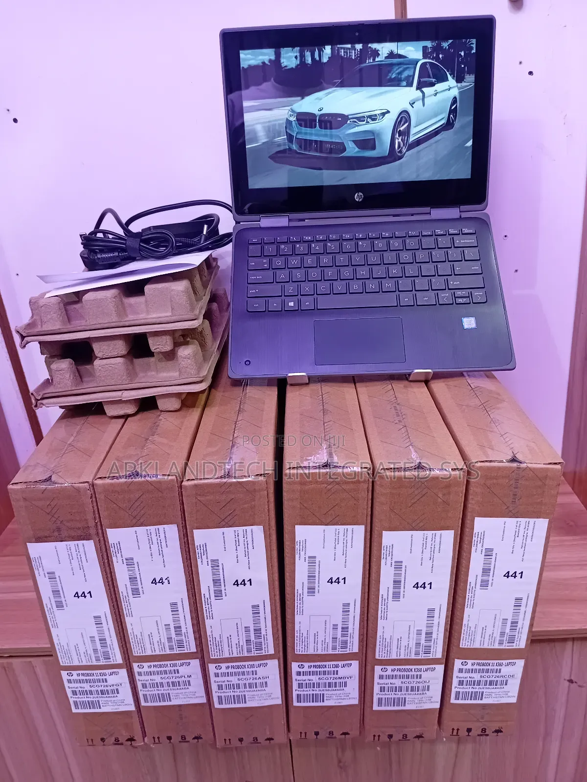 New Laptop HP Mini 110 8GB Intel Core i5 SSD 256GB