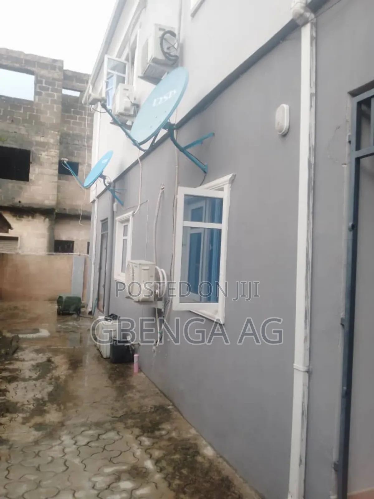 3bdrm Apartment in Unity Estate, Alimosho for sale