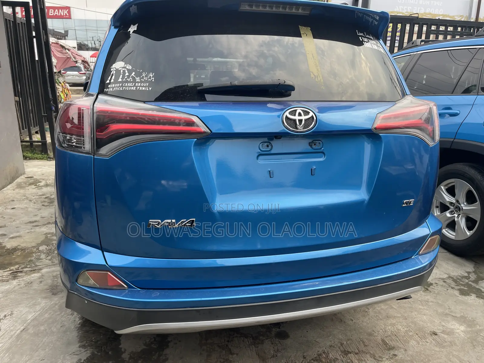 Toyota RAV4 XLE AWD (2.5L 4cyl 6A) 2016 Blue