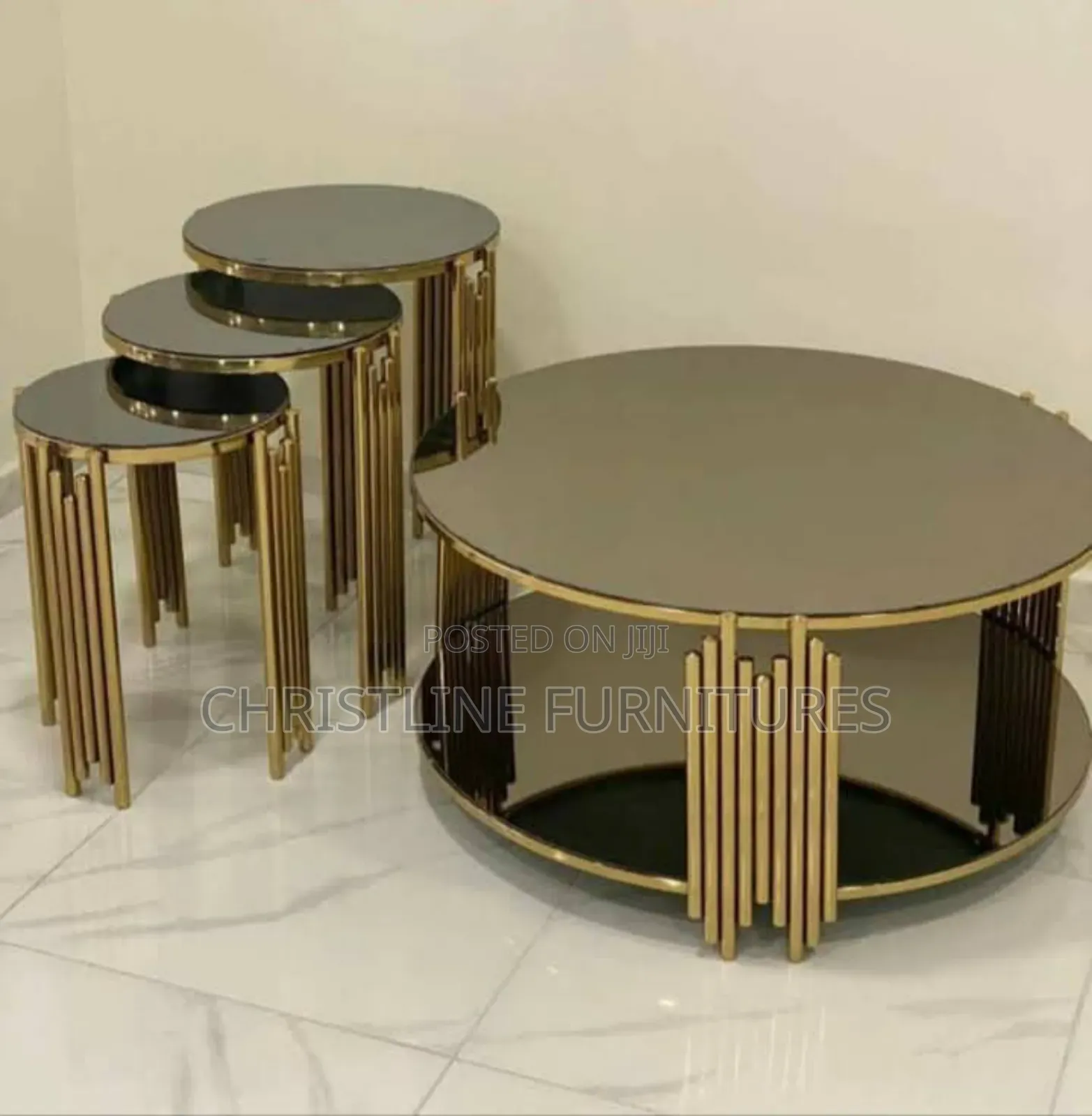 Beautiful Centre Table With Three Side Stool