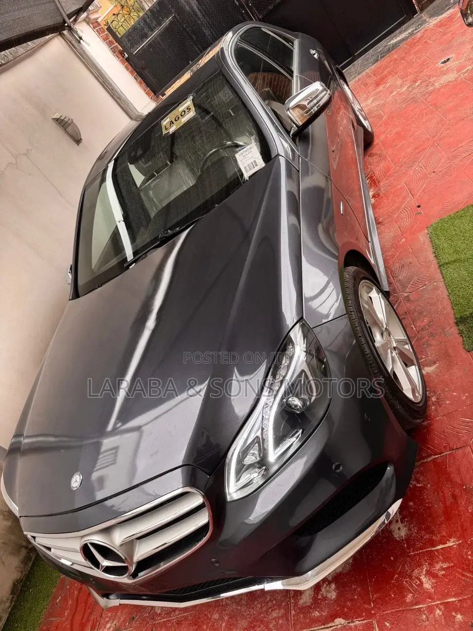 Mercedes-Benz E350 Base 4dr 4Matic Sedan AWD (3.5L 6cyl 7A) 2012 Gray