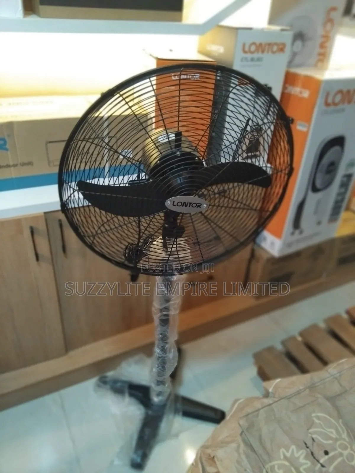 Lontor Standing Fan Industrial 18inches Fan