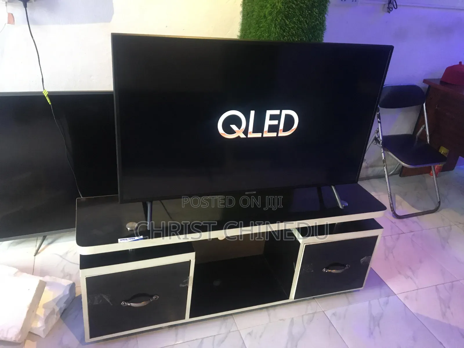 43inches Samsung Qled Smart Tv HDR