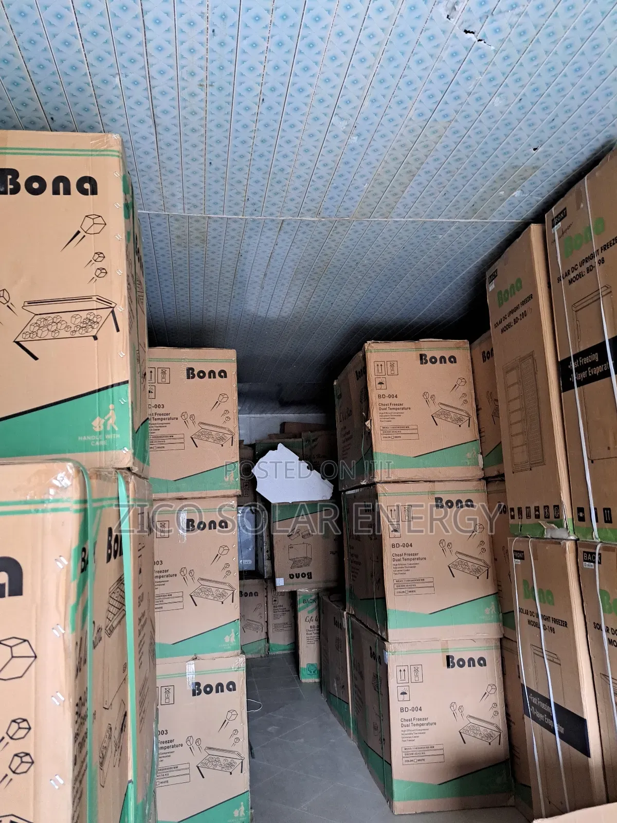 Bona Freezers 318l
