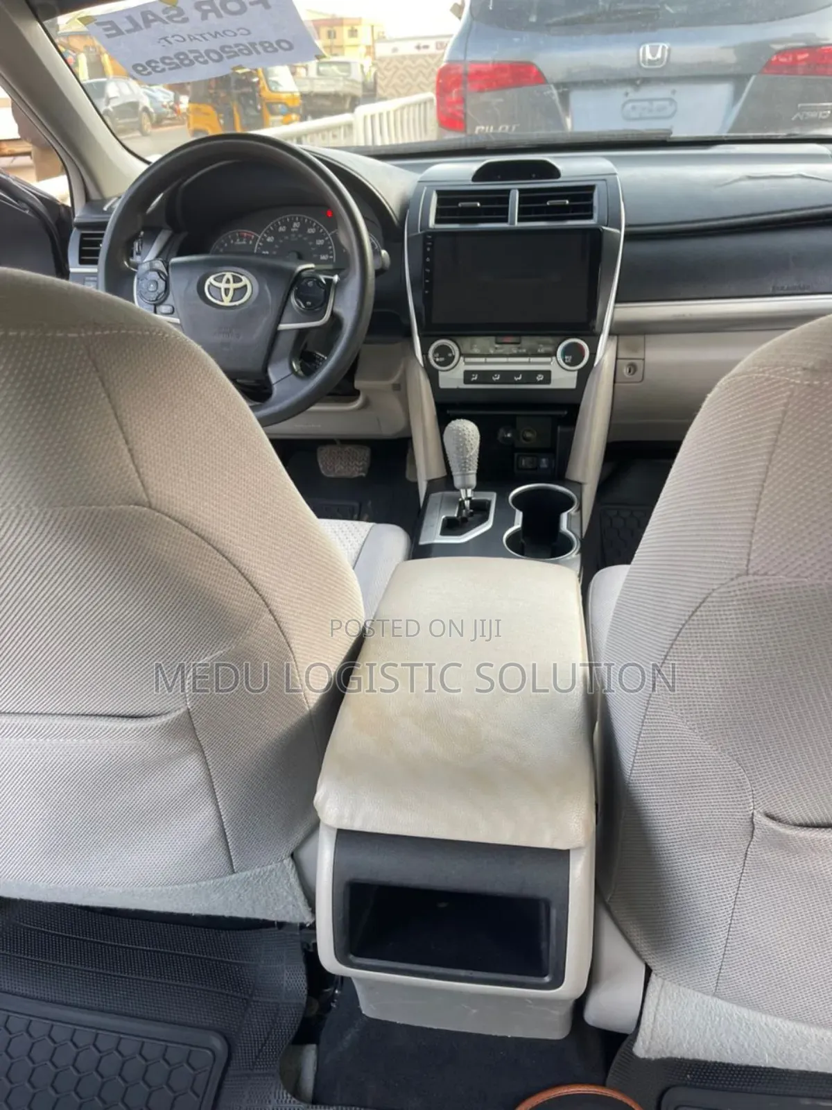 Toyota Camry LE 4dr Sedan (2.5L 4cyl 6A) 2013 Gray