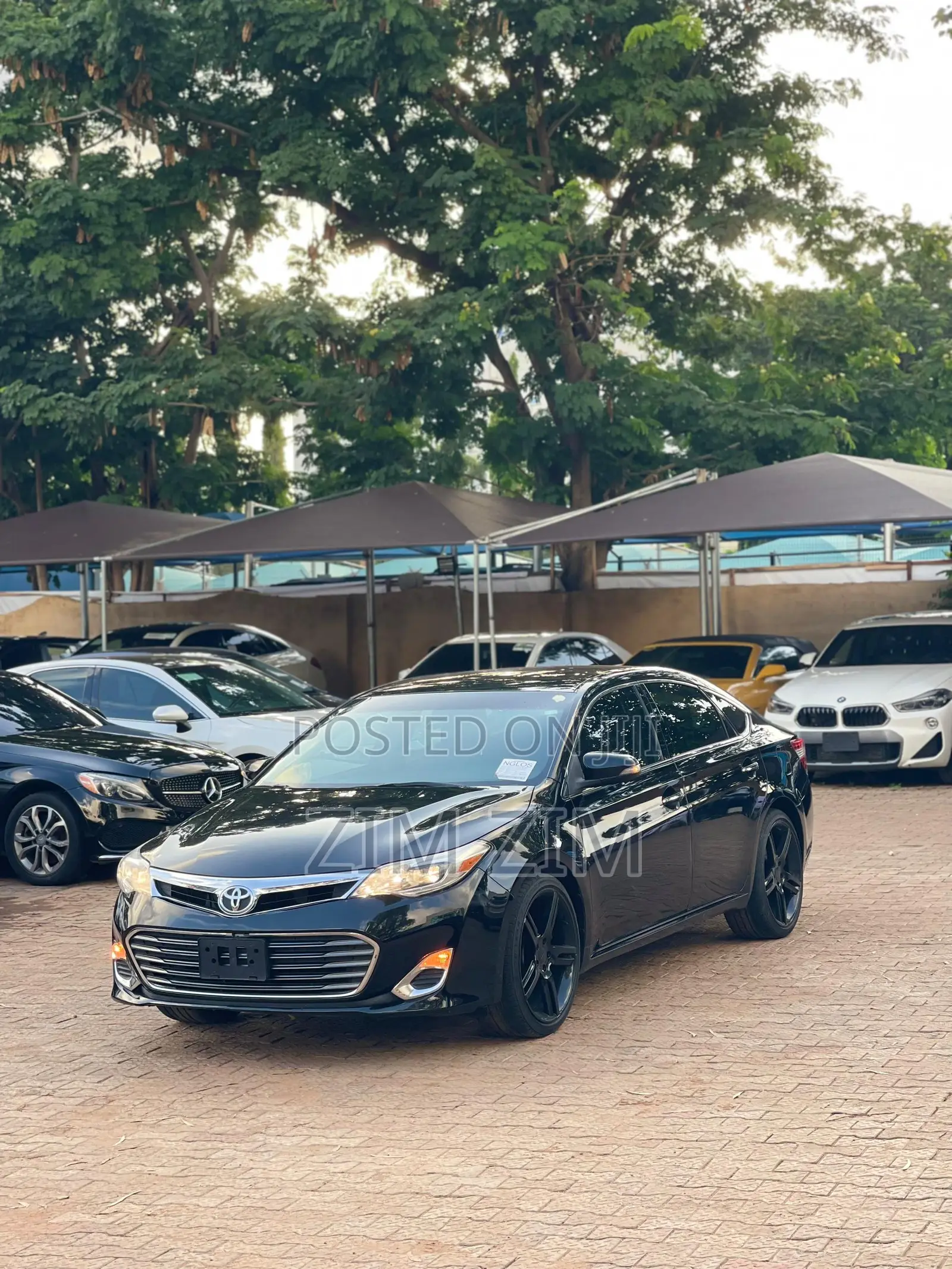 Toyota Avalon XLE Sedar FWD (3.5L 6cyl 6A) 2013 Black