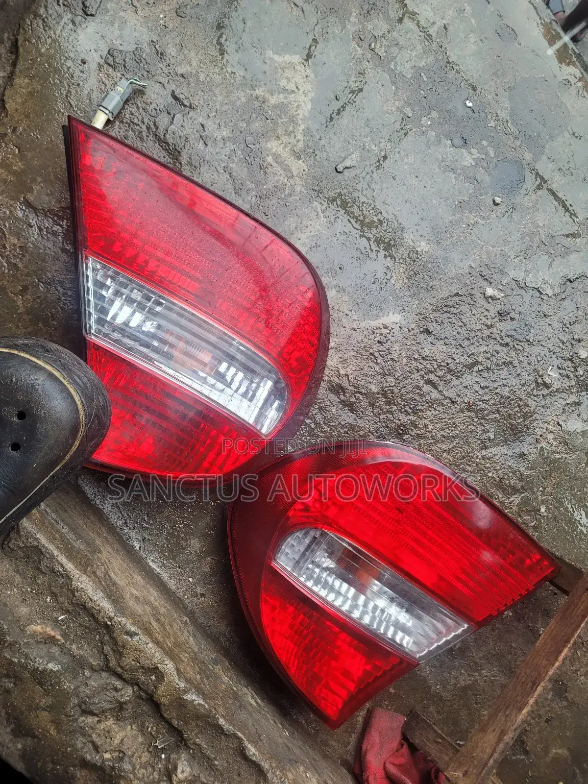 Rear Light Toyota Camry 2003 Europe Model