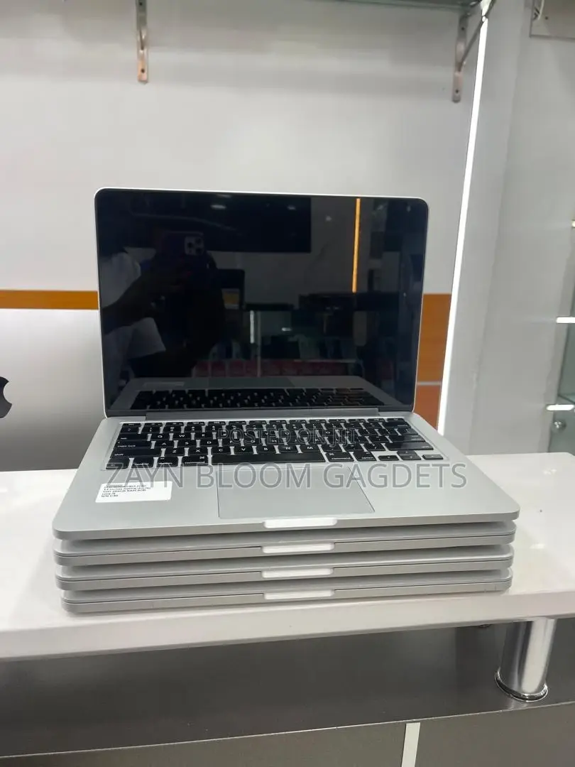 Laptop Apple MacBook Pro 8GB Intel Core I5 SSD 256GB