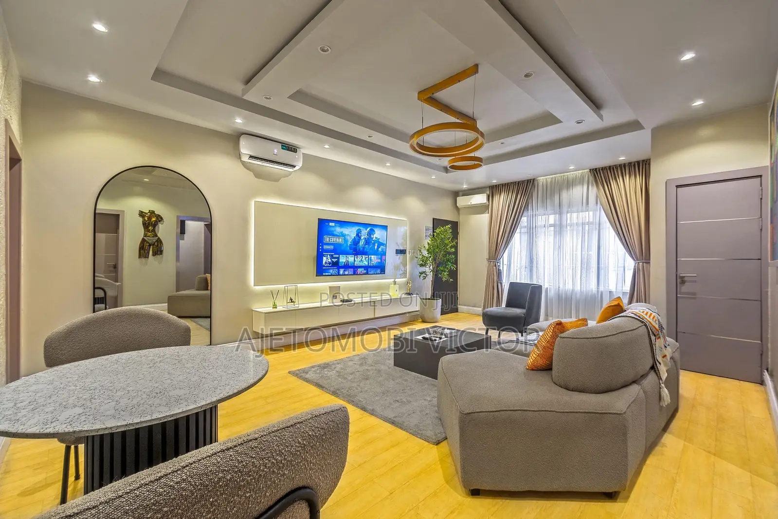 Luxury 2bedroom Apartment in the Heart of Lekki Phase 1