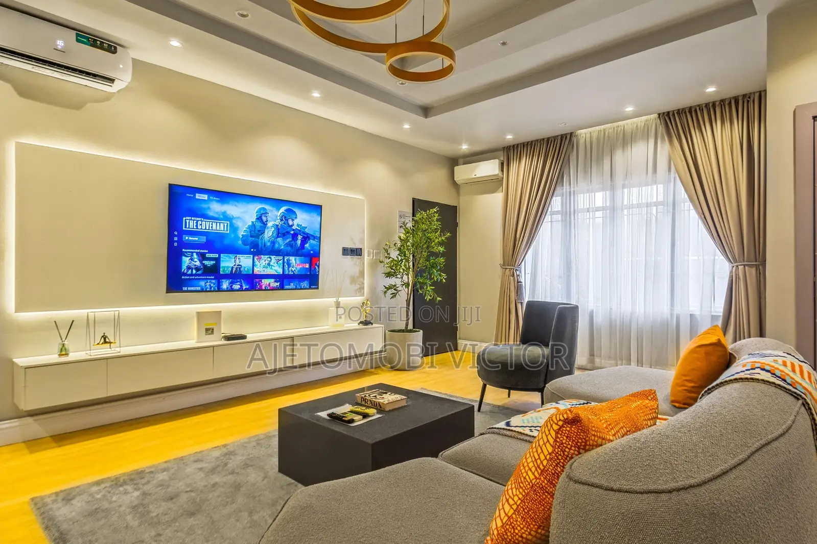 Luxury 2bedroom Apartment in the Heart of Lekki Phase 1