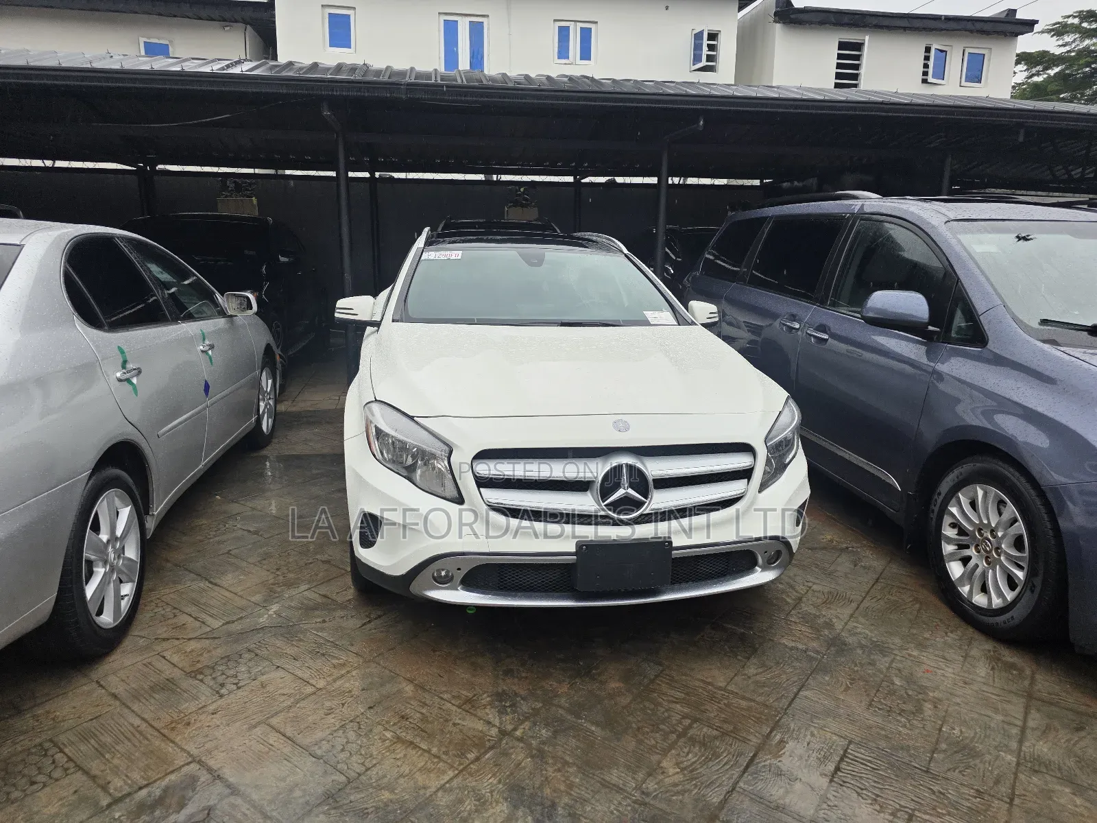 Mercedes-Benz GLA 250 2015 White