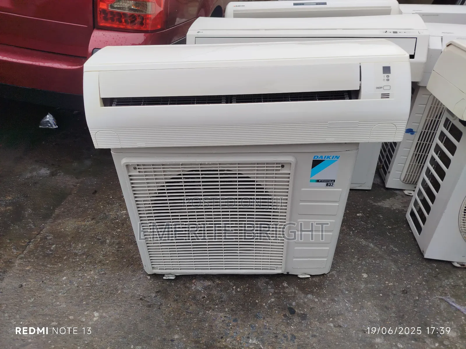 Daikin Inverter Ac R32 Gass 1.5 Hp