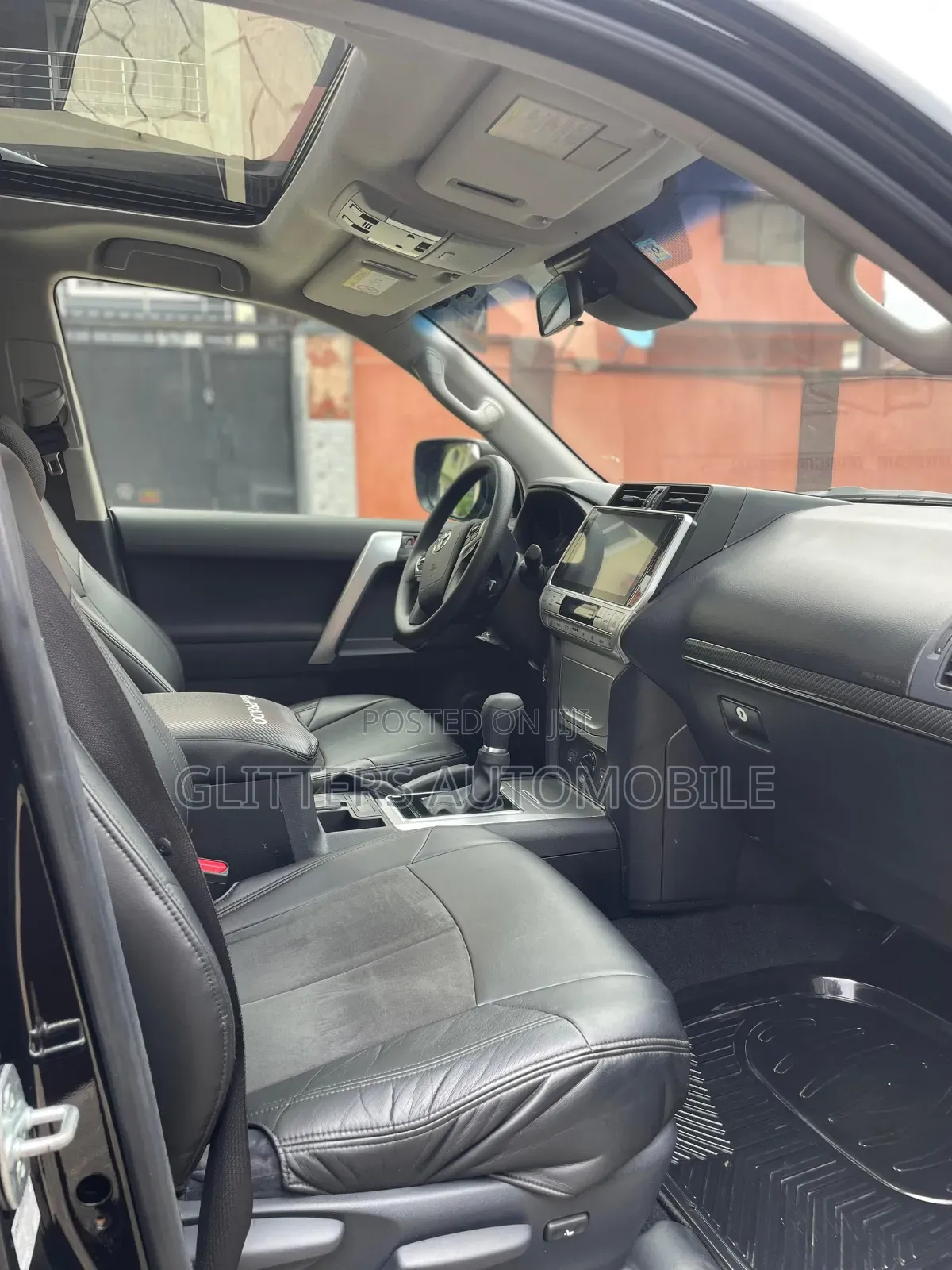 Toyota Land Cruiser Prado 2022 Black
