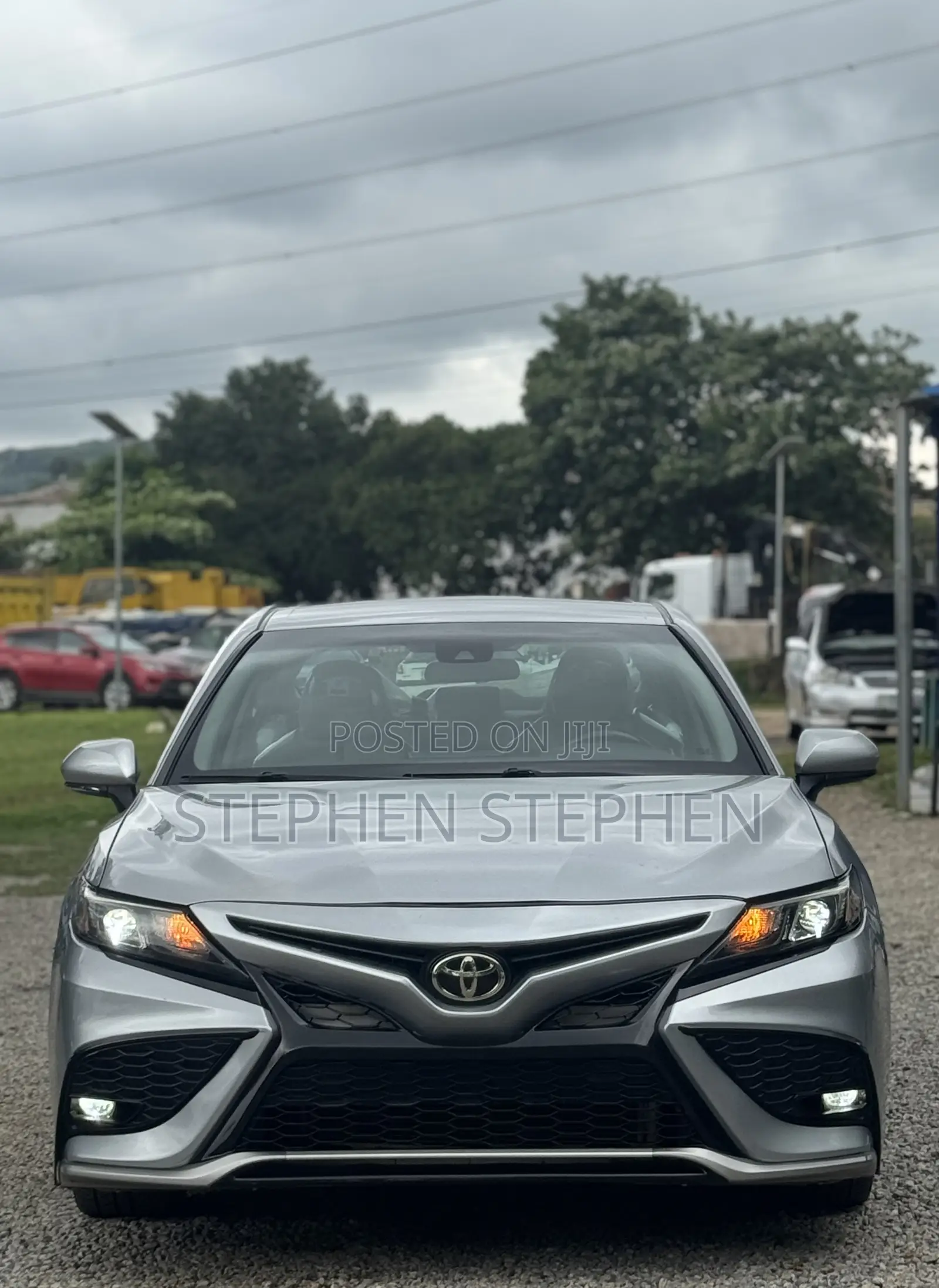 Toyota Camry 2021 Silver