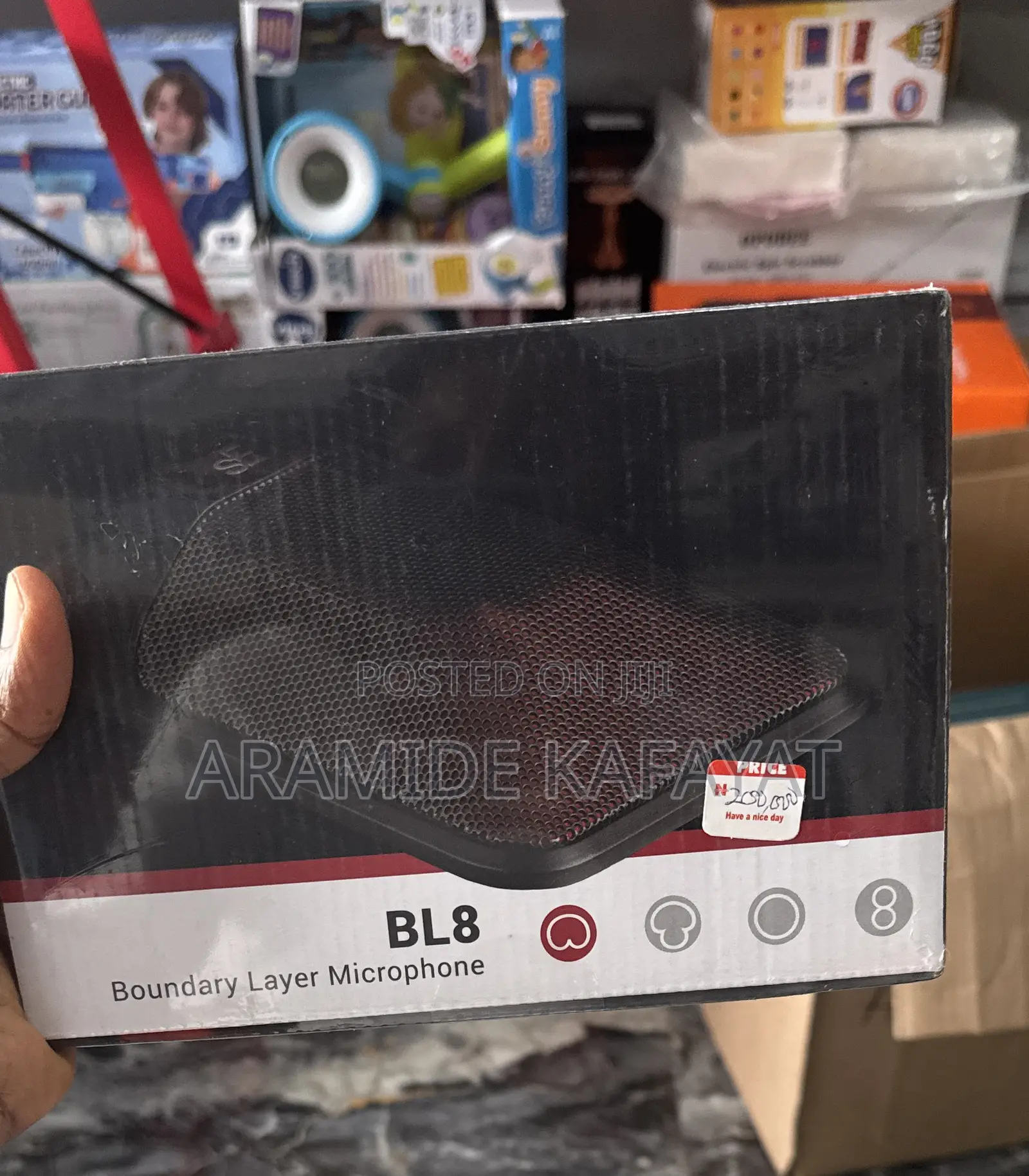Boundary Layer Microphone