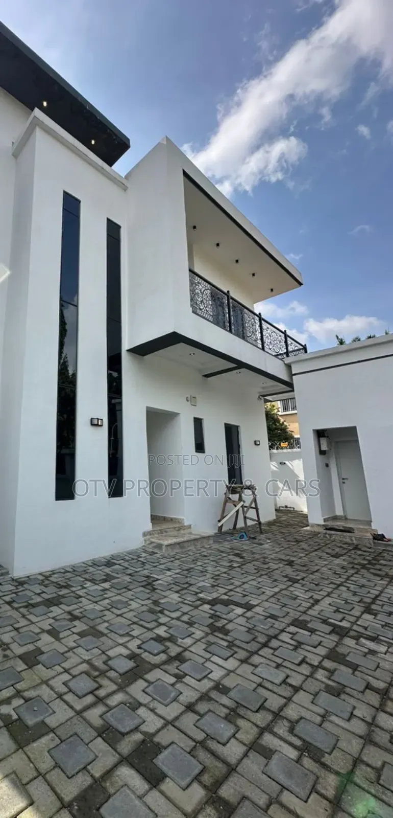 Furnished 6bdrm Duplex in Life Camp for sale