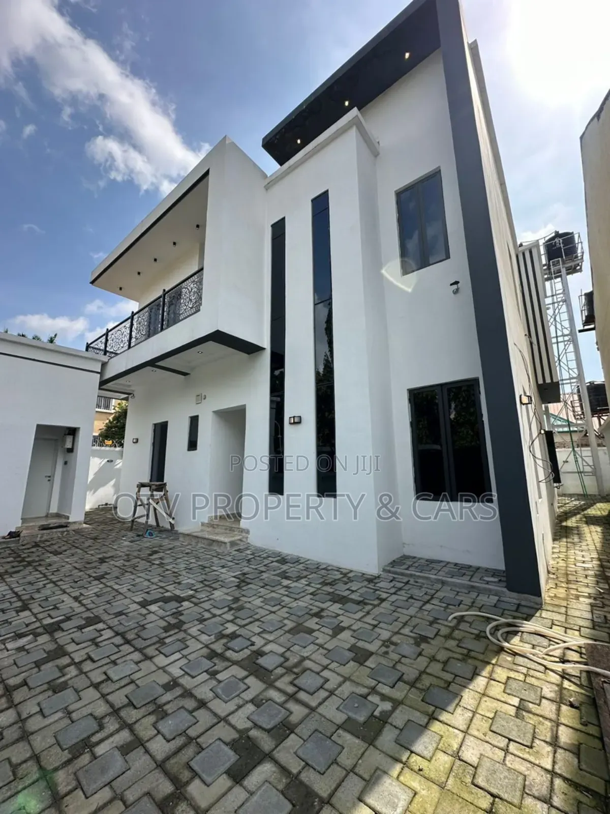 Furnished 6bdrm Duplex in Life Camp for sale
