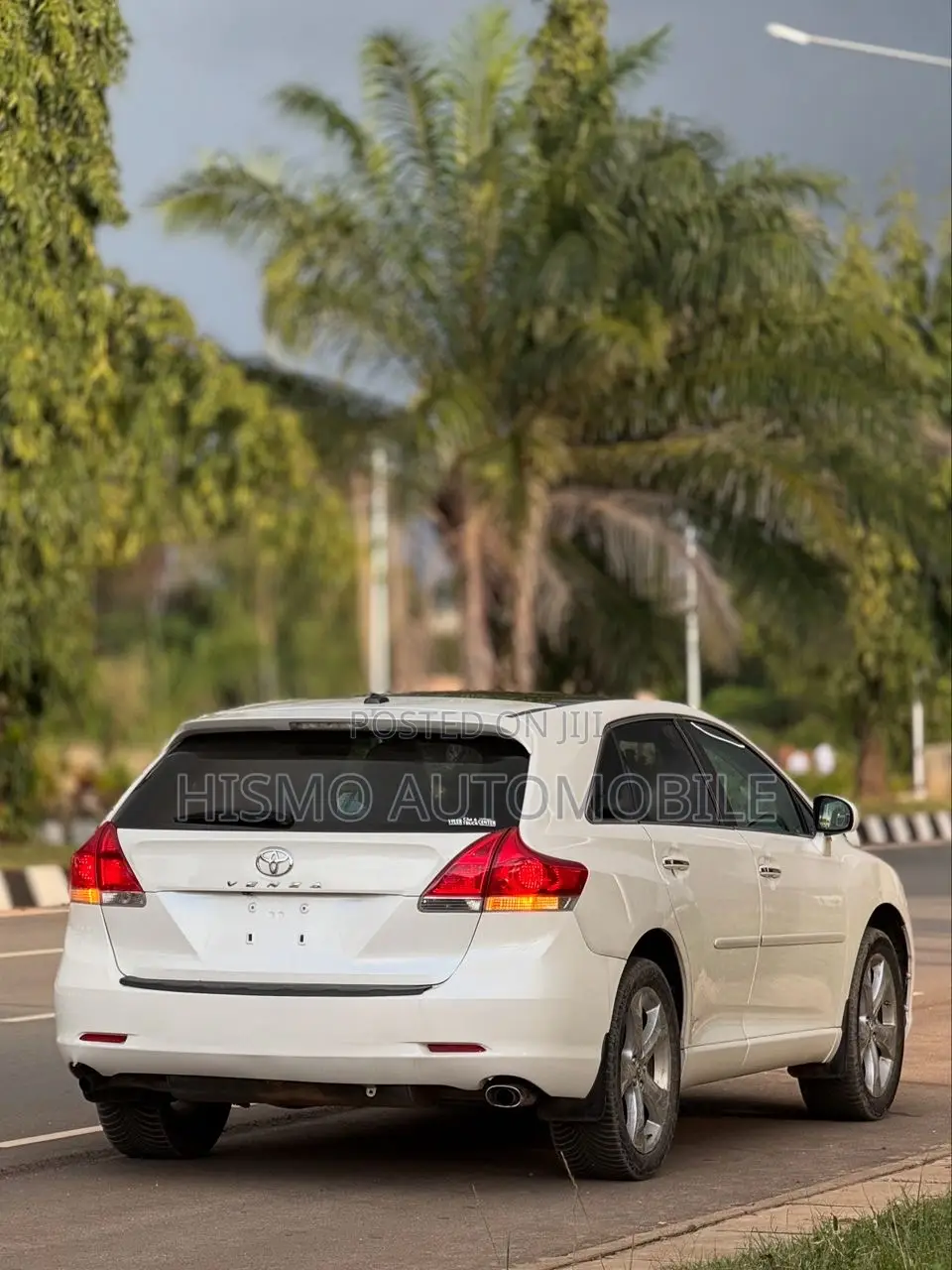 Toyota Venza Limited 2010 White