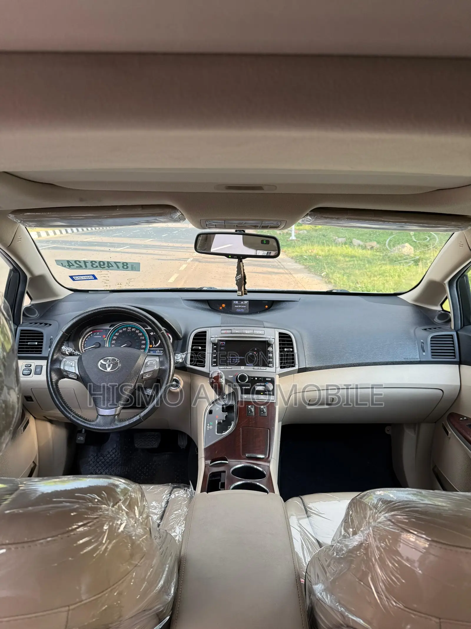 Toyota Venza Limited 2010 White