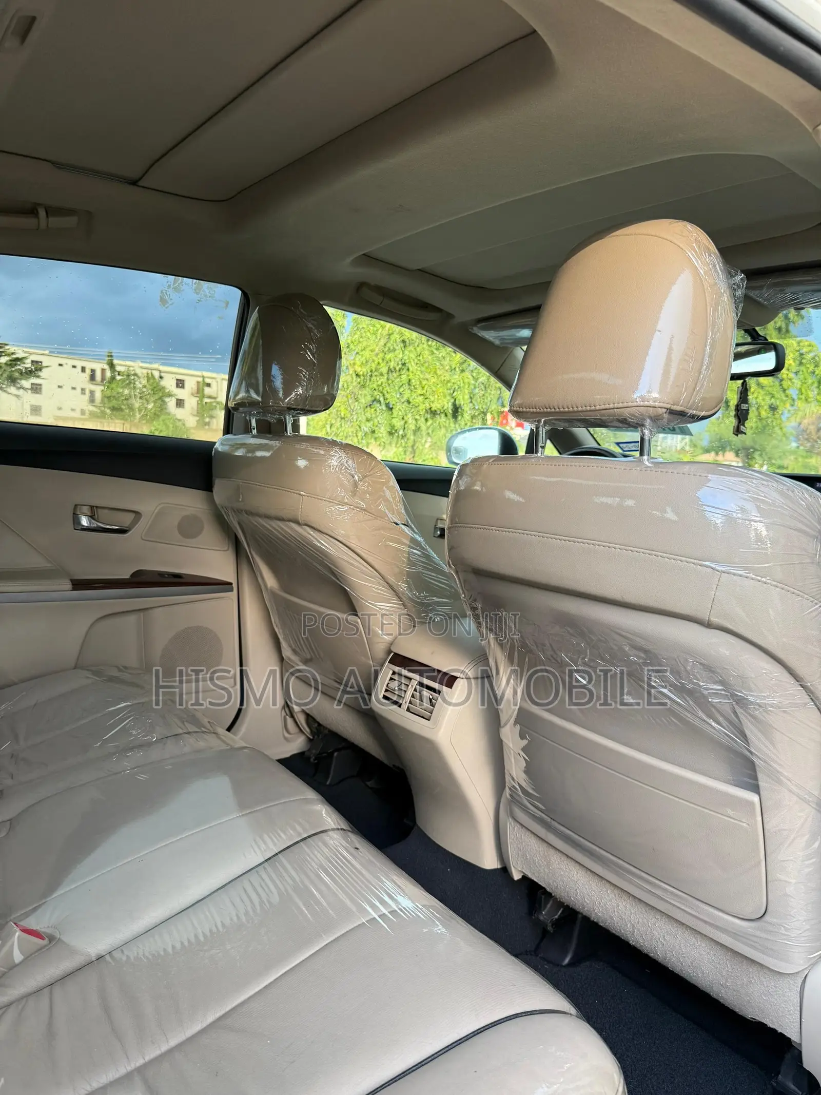 Toyota Venza Limited 2010 White
