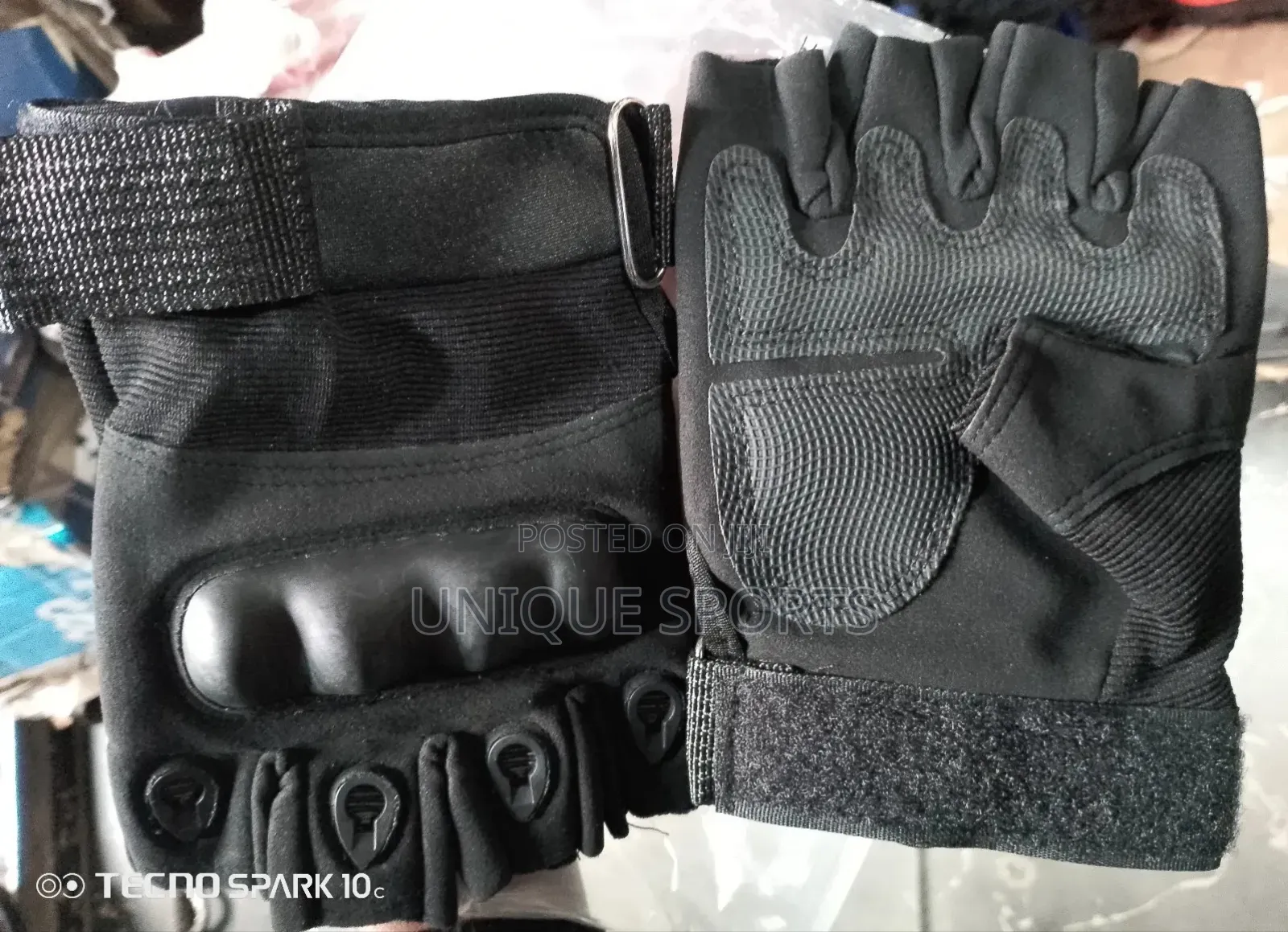 High Quality Half-Finger Gym Gloves With Wrist Support