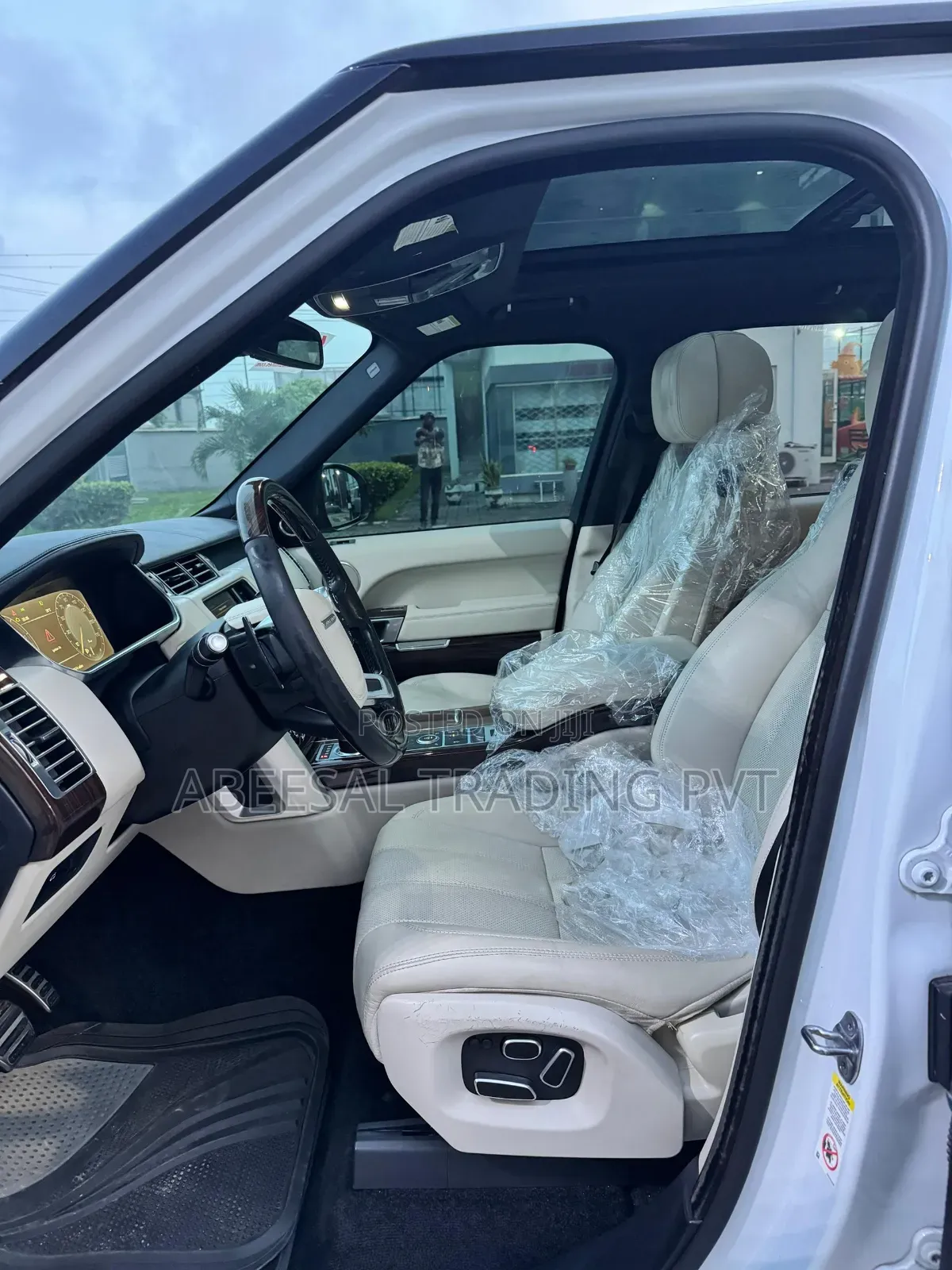 Land Rover Range Rover Vogue 2014 White