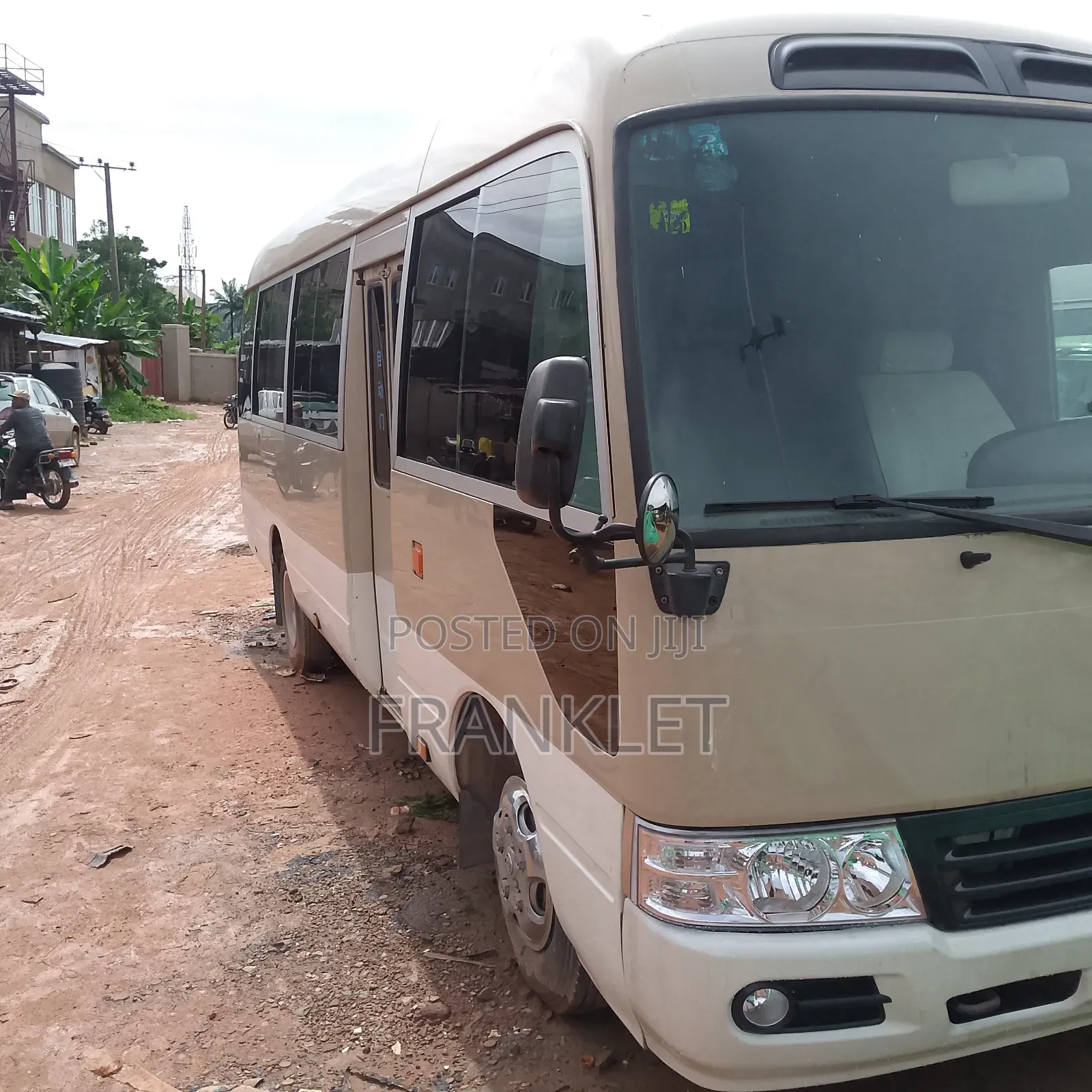 Toyota Coaster 2017 Beige