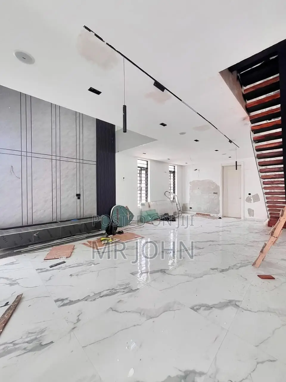 5bdrm Mansion in Alima Pr, Lekki Phase 1 for sale