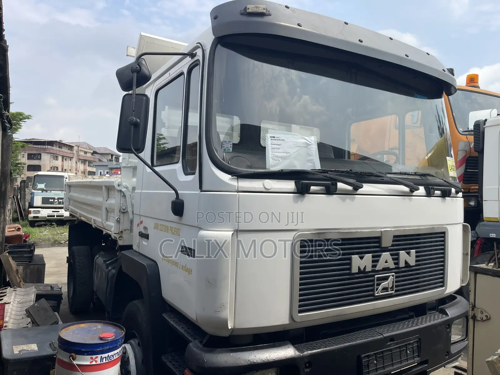 Foreign Used Man-Diesel(Man Volts) 6 Tyres Dump Truck.