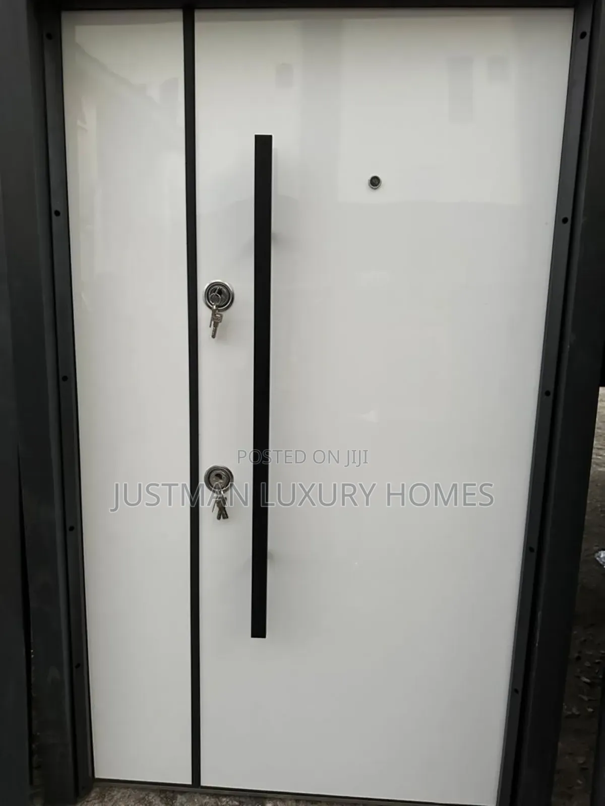 Plain White Turkish Luxury Security Door With Waterproof Finish